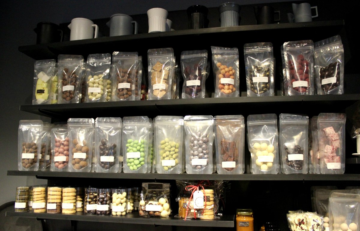 mian auckland desserts chocolates