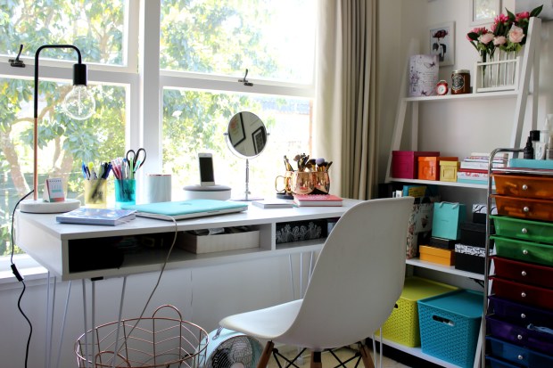 home decor room style desk office shelf