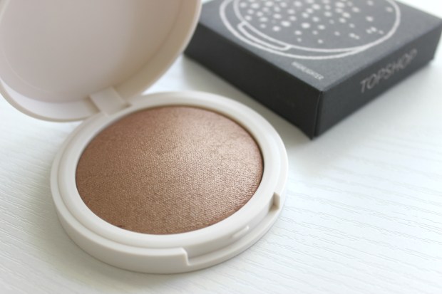 topshop beauty highlighter horizon